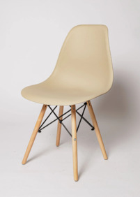 Стул пластиковый EAMES Или