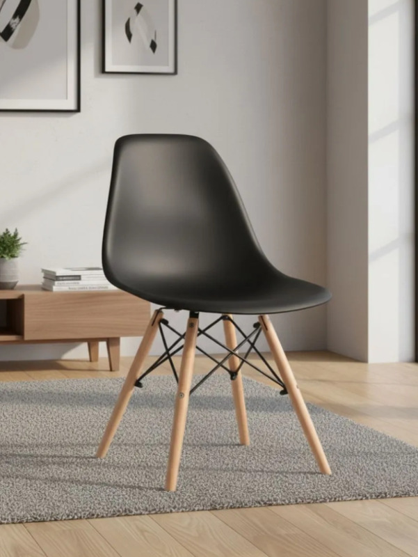 Стул пластиковый EAMES Или